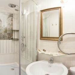 Апартаменты Гранд на Большом Санкт-Петербург