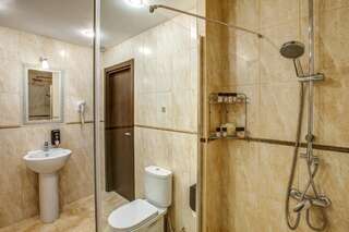 Апартаменты Гранд на Большом Санкт-Петербург Стандартный двухместный номер-2